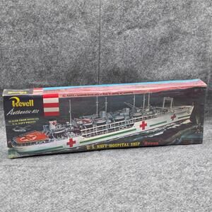 1995 US Navy Hospital Ship Haven Revell H-320 Plastic Model Kit Sealed